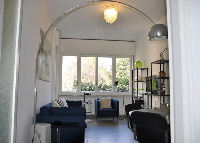 Apartment 900